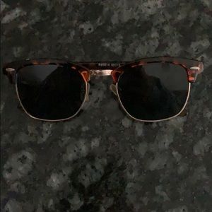 Meet your Posher, Carleen